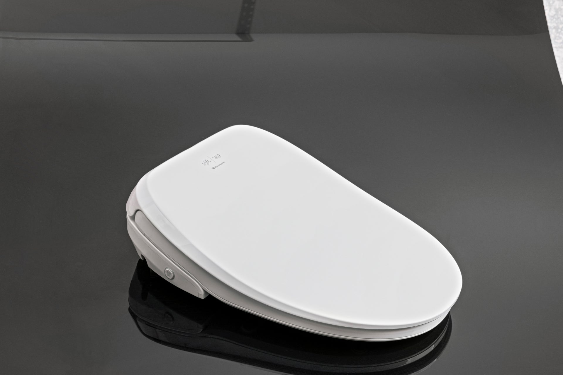 Soft Spa by Fluidmaster 9500 Electronic Bidet Seat.